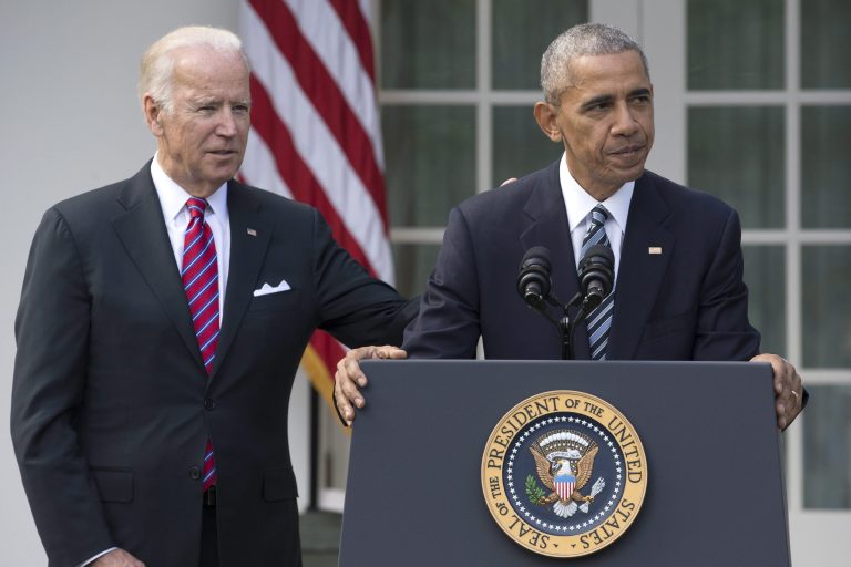 Obama is tanácsokkal látta el Bident a rosszul sikerült vita után