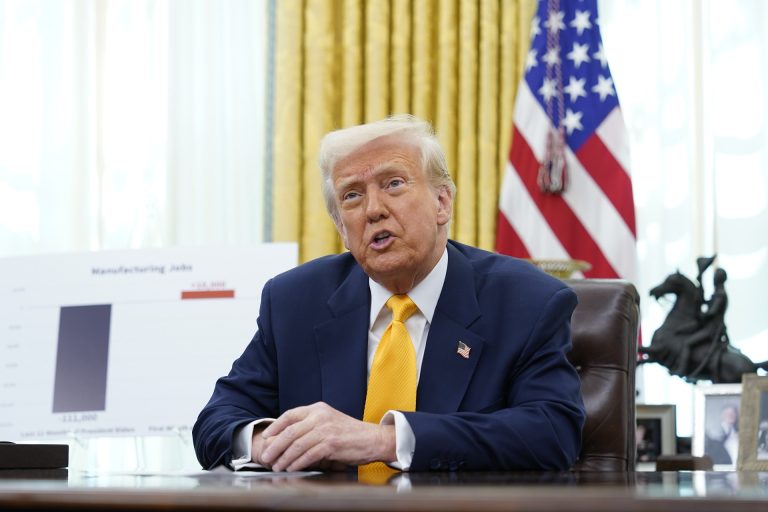 Trump totális támadást rendelt el a jemeni húszik ellen, Irán komoly figyelmeztetést kapott
