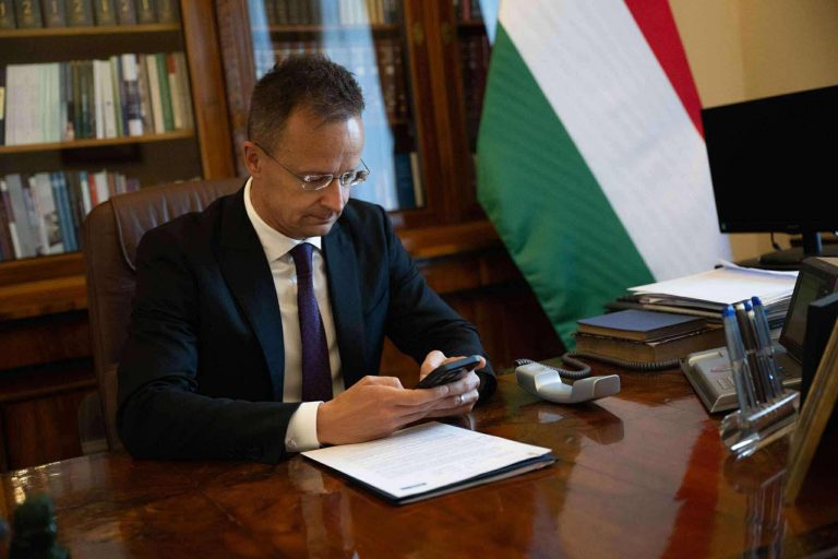 Folyamatosan jön az orosz gáz és olaj Magyarországra